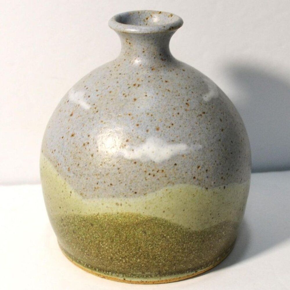 Vintage GK Pottery Clouded Sky Design Bud Vase Bar Harbor Maine 1985 - Picture 1 of 5